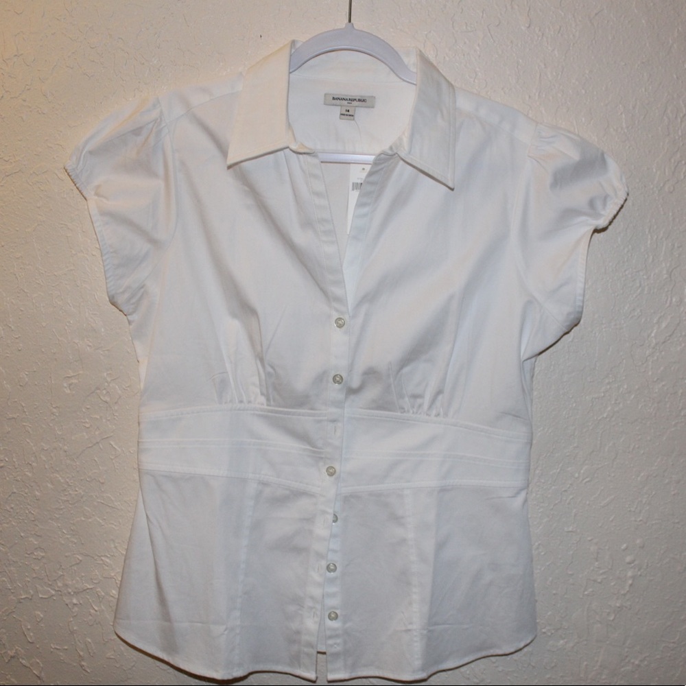 NWT Banana Republic White Blouse